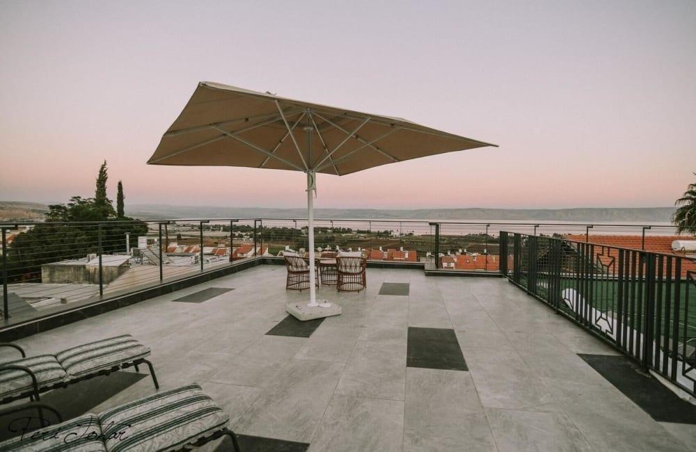 וילה טריפל צפון  18  נופש - וי פור ויקיישן - V for Vacation