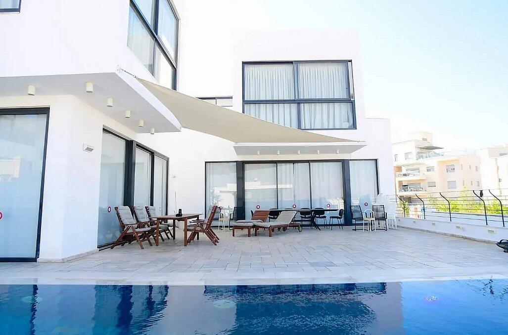 וילת הבשמים דרום  3  נופש - וי פור ויקיישן - V for Vacation