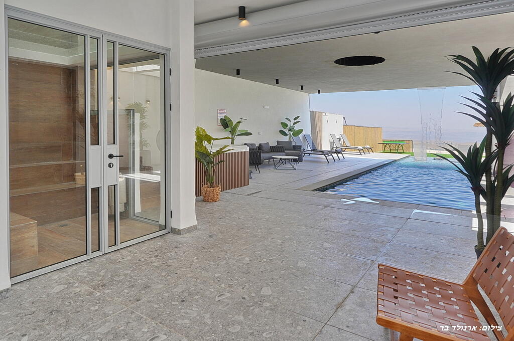 וילה סירקל – Villa Circle צפון  8  נופש - וי פור ויקיישן - V for Vacation