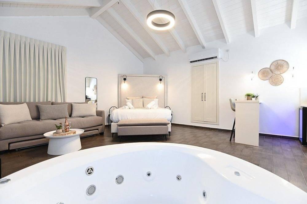 אחוזת לירי ריזורט צפון  17  נופש - וי פור ויקיישן - V for Vacation