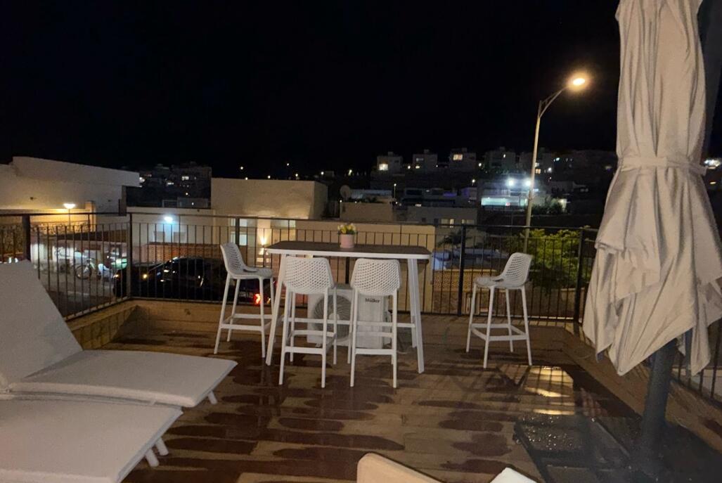 ארי אילת- Ari Eilat דרום  27  נופש - וי פור ויקיישן - V for Vacation