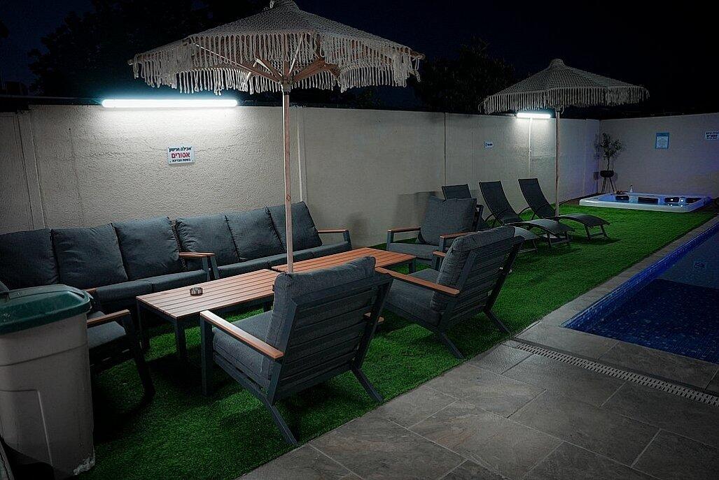 וילת אבן ספיר מרכז  24  נופש - וי פור ויקיישן - V for Vacation