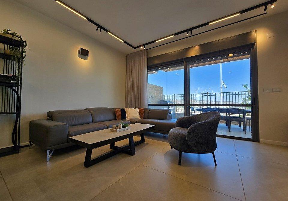 וילה עדן הילס - Eden Hills מרכז  26  נופש - וי פור ויקיישן - V for Vacation