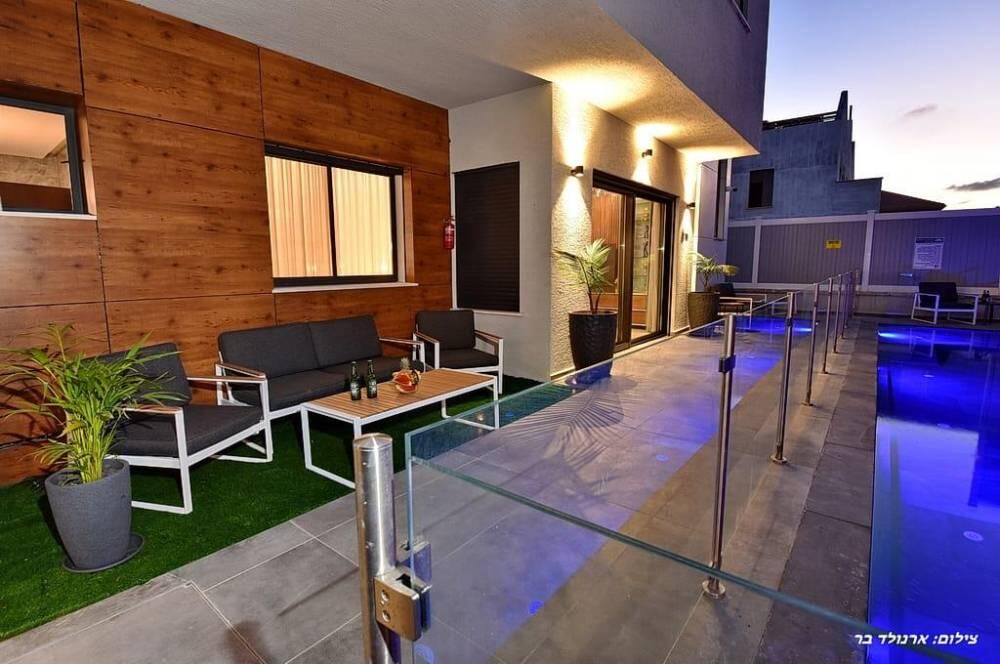 וילה הראל צפון  10  נופש - וי פור ויקיישן - V for Vacation