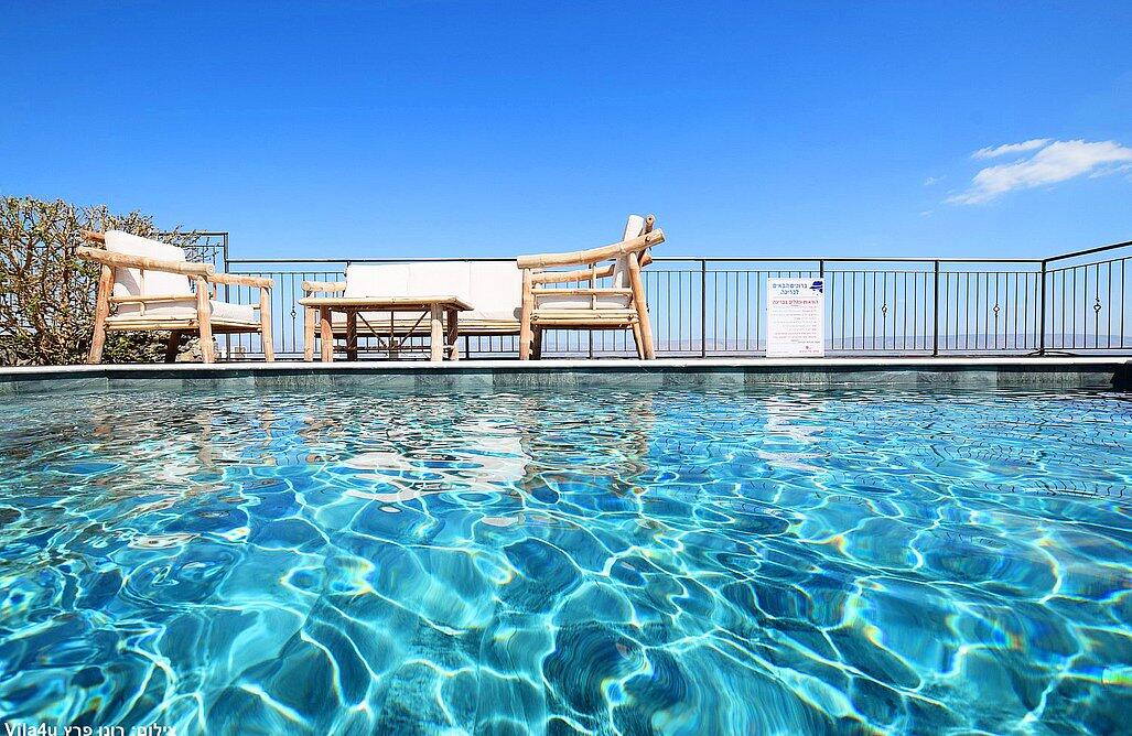 וילה בליס - Villa Bliss צפון  33  נופש - וי פור ויקיישן - V for Vacation