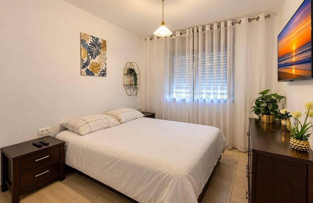 וילה ארינס - Villa Arins דרום  12  נופש - וי פור ויקיישן - V for Vacation