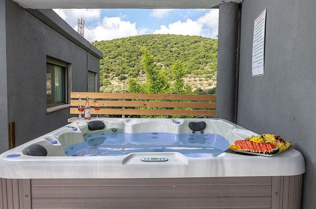 וילת האושר בגליל צפון  2  נופש - וי פור ויקיישן - V for Vacation