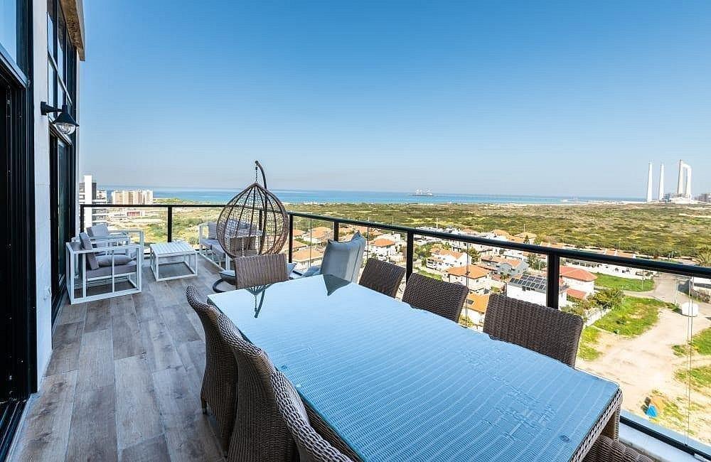 פנטהאוז ראם מרכז  4  נופש - וי פור ויקיישן - V for Vacation