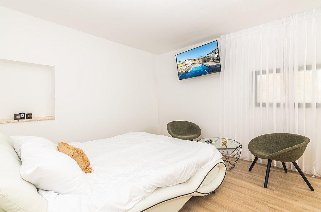 וילה שקיעות אדומות דרום  13  נופש - וי פור ויקיישן - V for Vacation