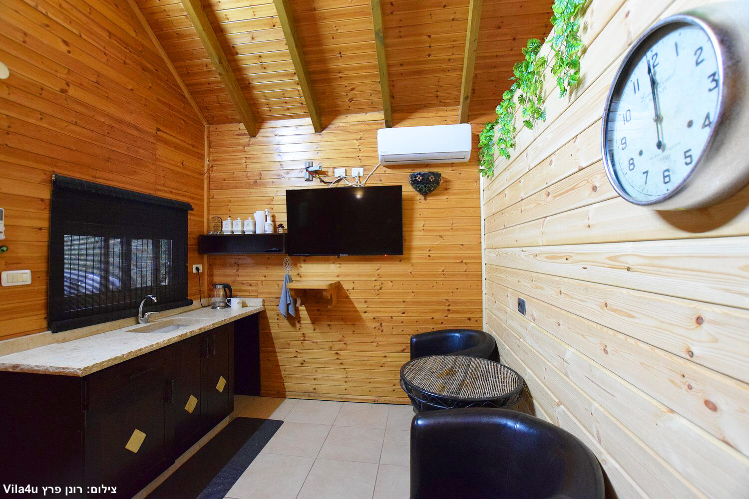 אחוזת קנה הבושם מרכז  10  נופש - וי פור ויקיישן - V for Vacation