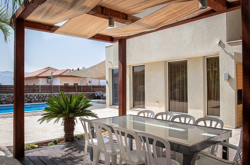 וילה איל דרום  23  נופש - וי פור ויקיישן - V for Vacation