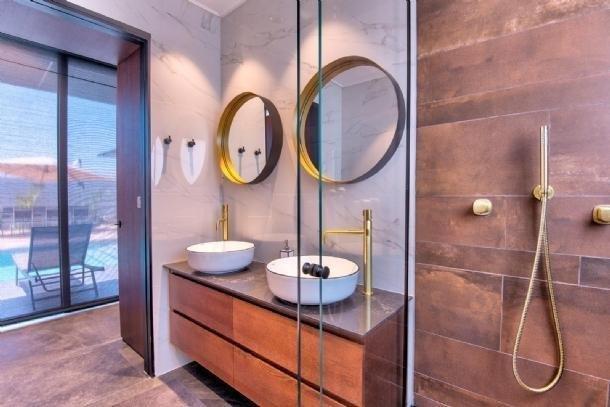 וילה סקיי מון מרכז  10  לופט 4 יו