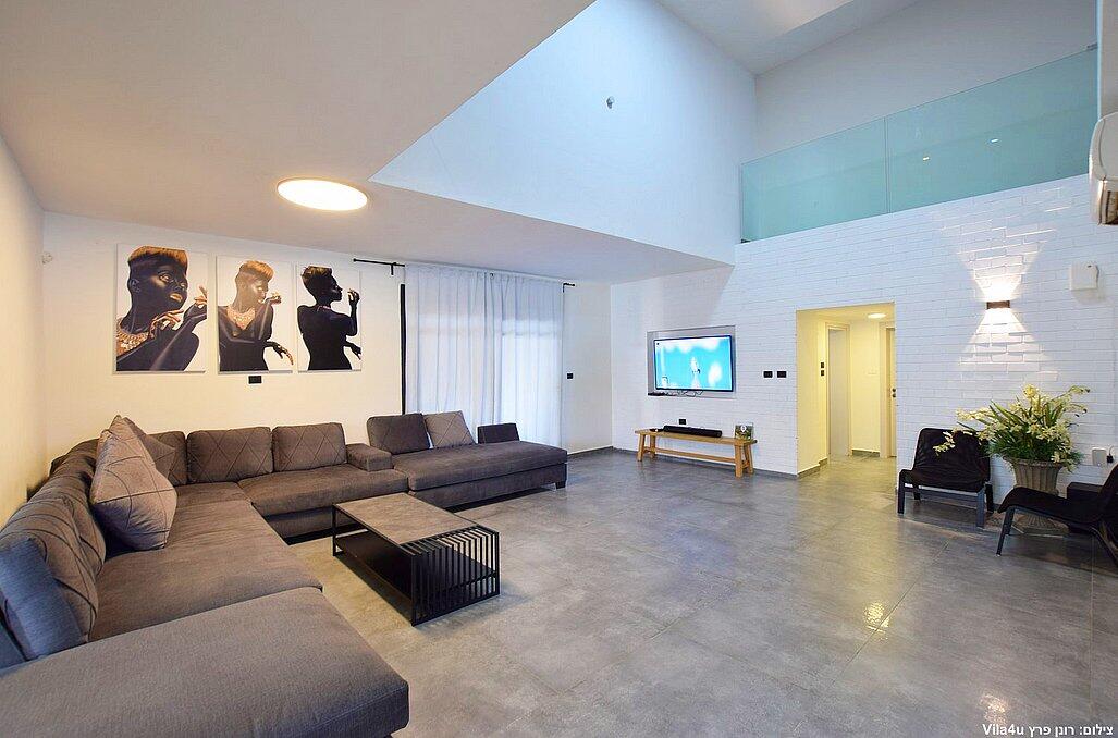 וילה קאסה רויאל צפון  30  נופש - וי פור ויקיישן - V for Vacation