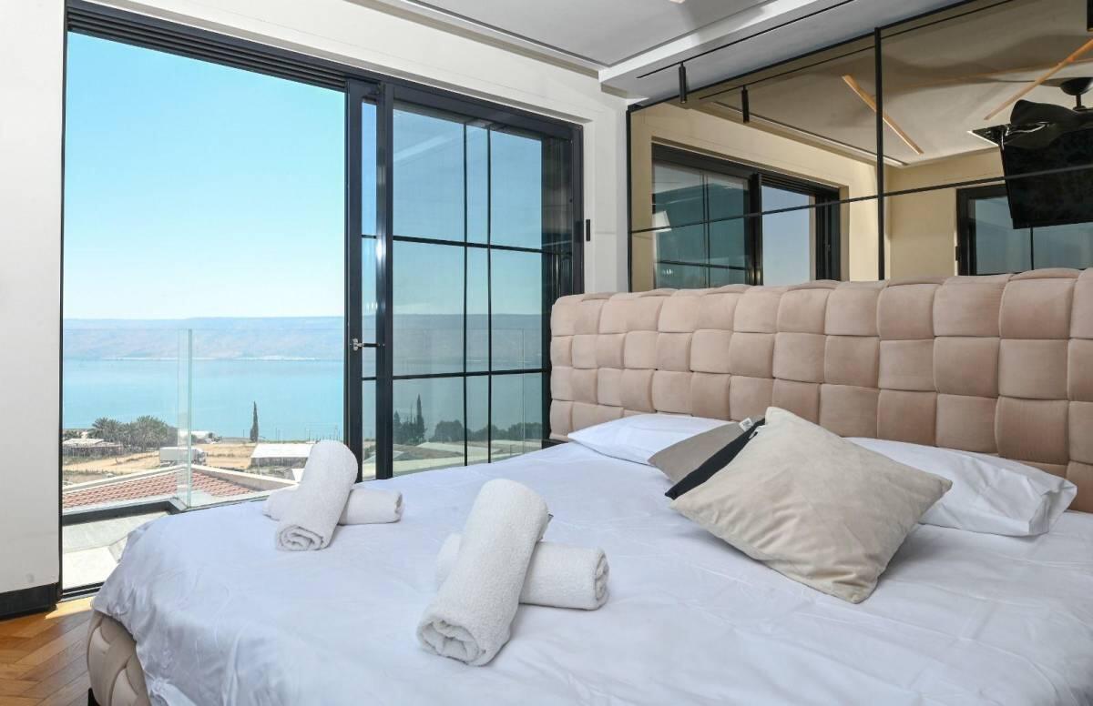 אחוזת לייף סטייל בכנרת צפון  13  נופש - וי פור ויקיישן - V for Vacation