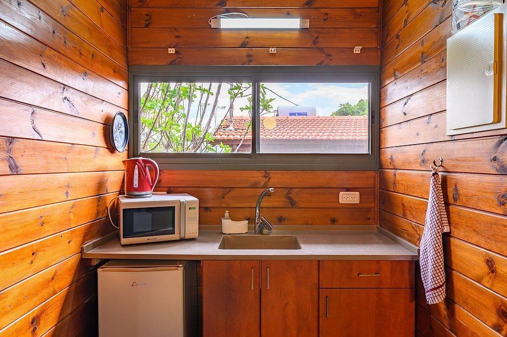 בינות תמרים מרכז  10  נופש - וי פור ויקיישן - V for Vacation