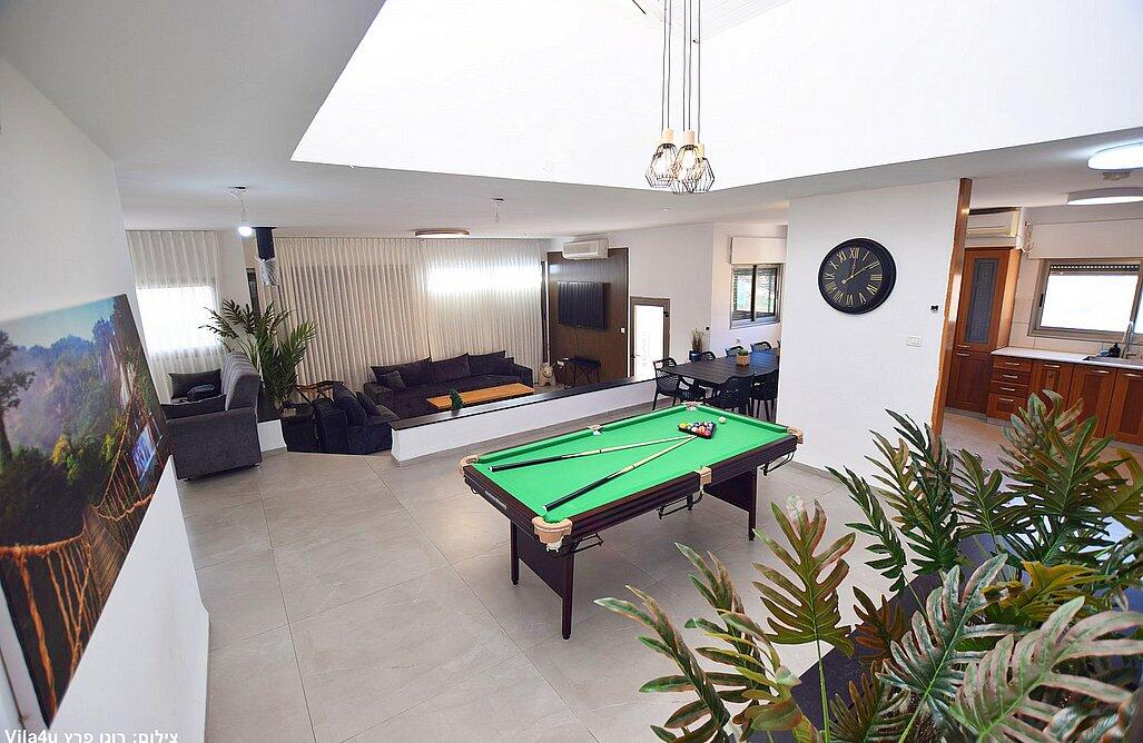 וילה גולייט צפון  13  נופש - וי פור ויקיישן - V for Vacation