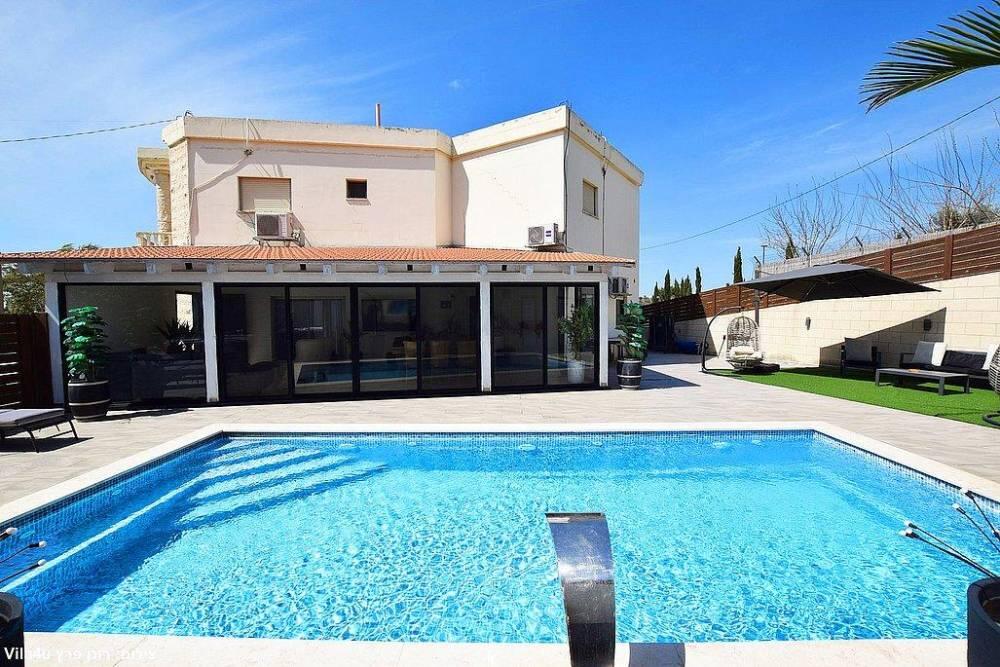 וילה אלין צפון  7  נופש - וי פור ויקיישן - V for Vacation