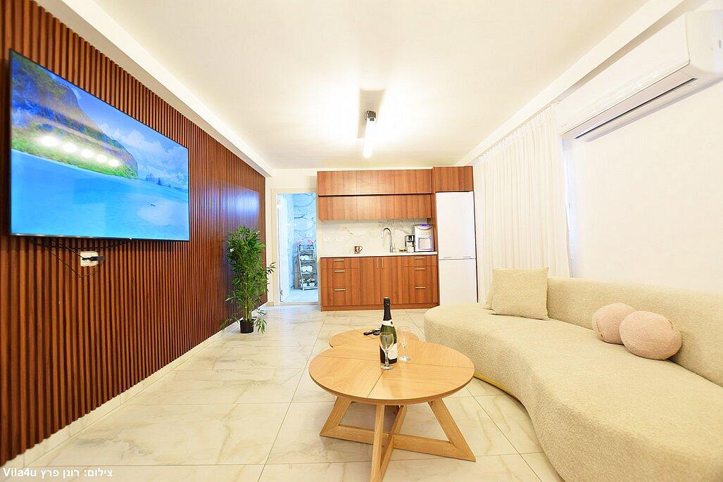 סאן סוויט צפון  9  נופש - וי פור ויקיישן - V for Vacation