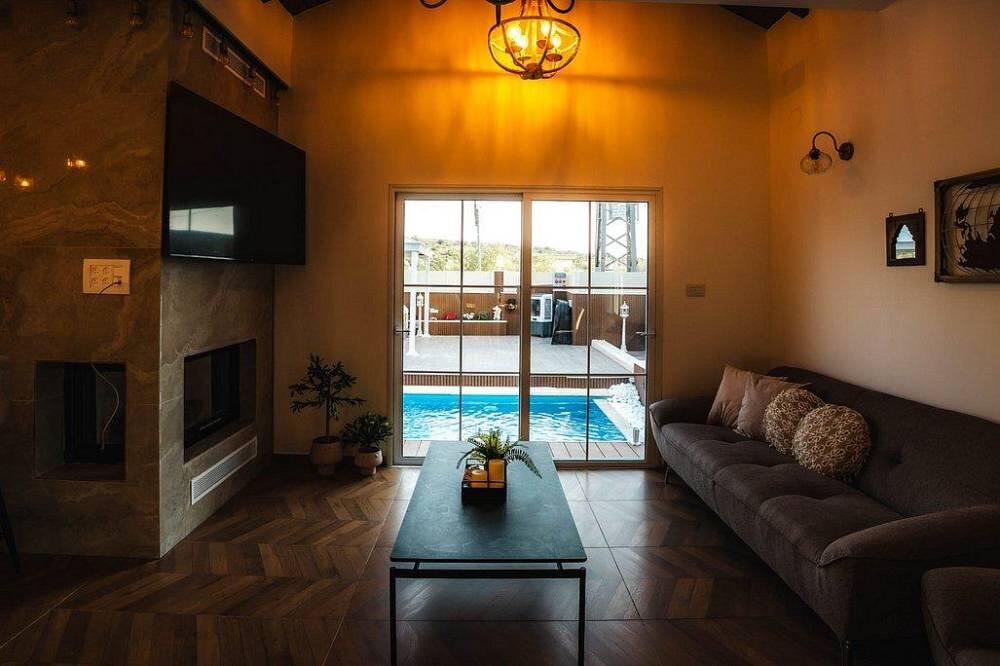 ויליג' בוטיק הגלילית צפון  37  נופש - וי פור ויקיישן - V for Vacation