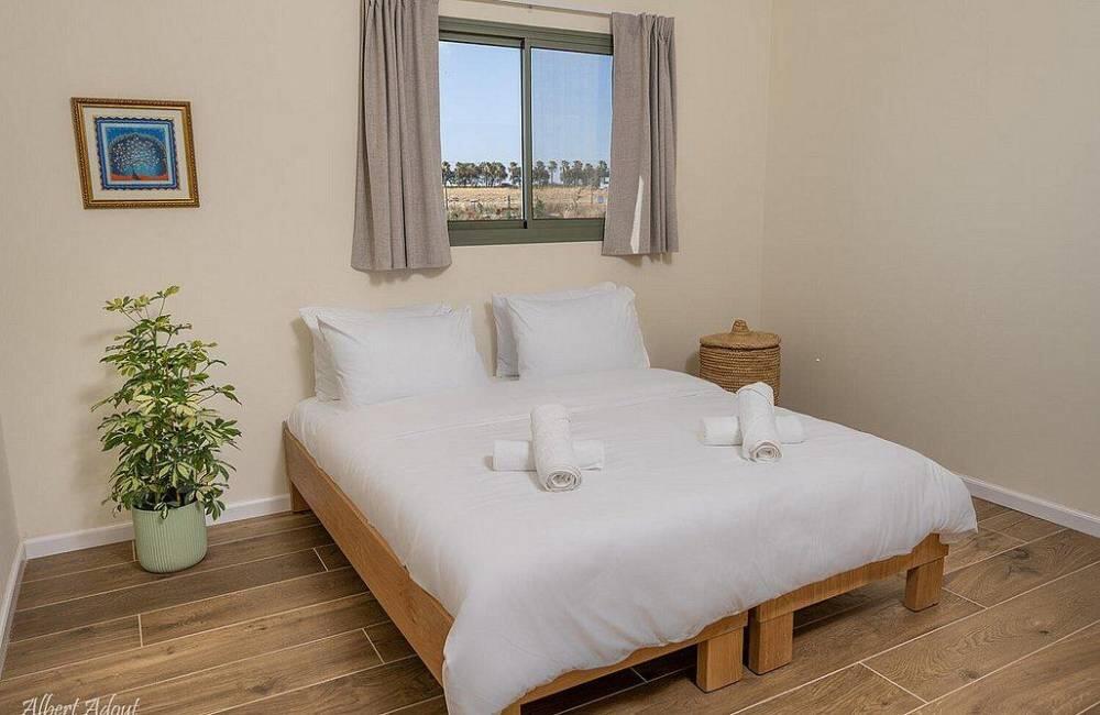 וילה אדמה צפון  28  נופש - וי פור ויקיישן - V for Vacation