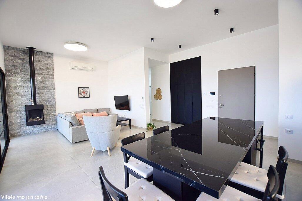 אחוזת גפנים צפון  28  נופש - וי פור ויקיישן - V for Vacation