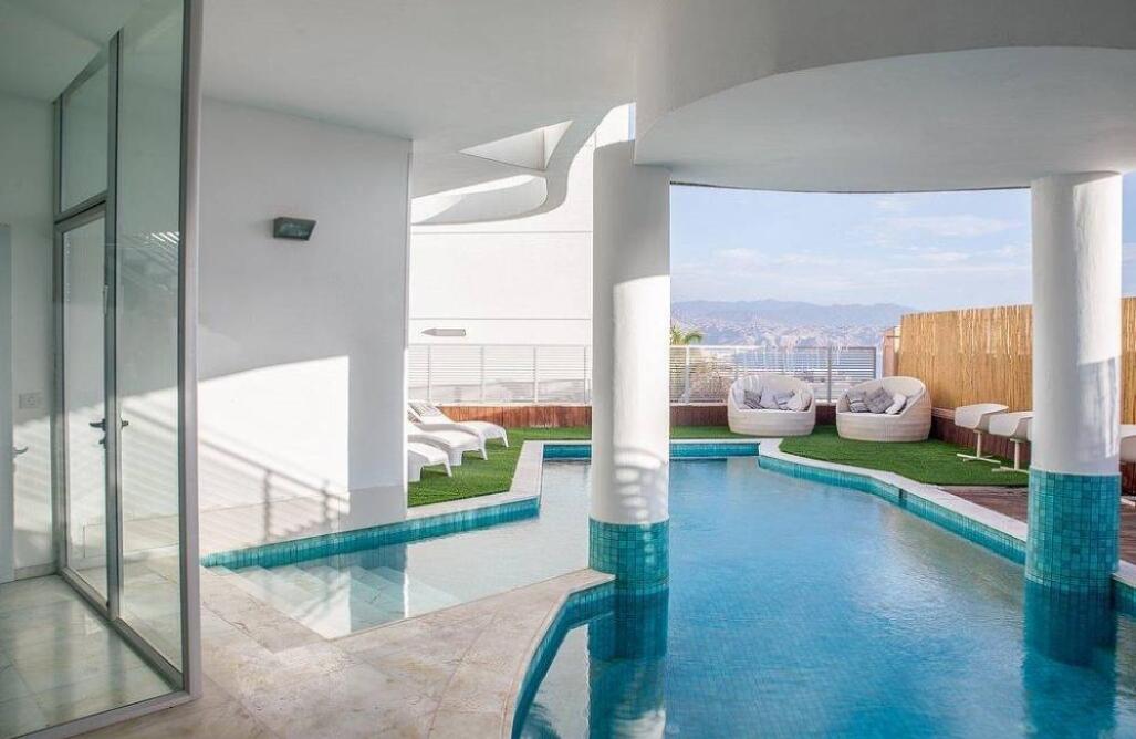 אחוזת ג'ורדן דרום  25  נופש - וי פור ויקיישן - V for Vacation