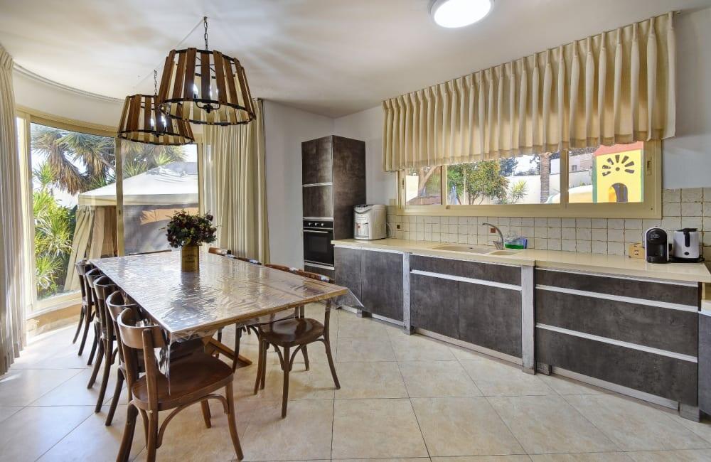 וילה קסטלו צפון  7  נופש - וי פור ויקיישן - V for Vacation