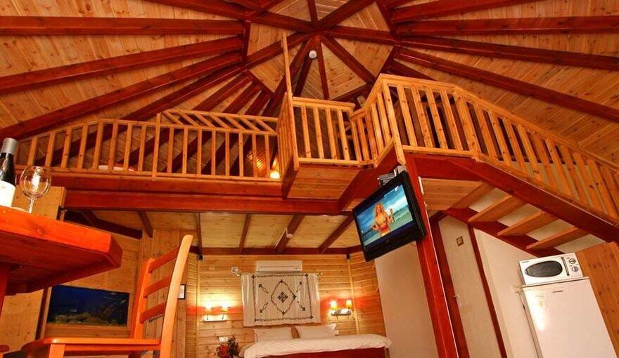 צימר בגבעה צפון  2  נופש - וי פור ויקיישן - V for Vacation