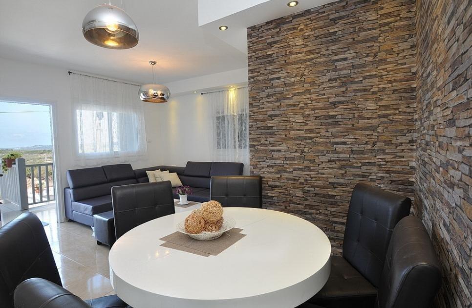 אחוזת כרמל צפון  39  נופש - וי פור ויקיישן - V for Vacation