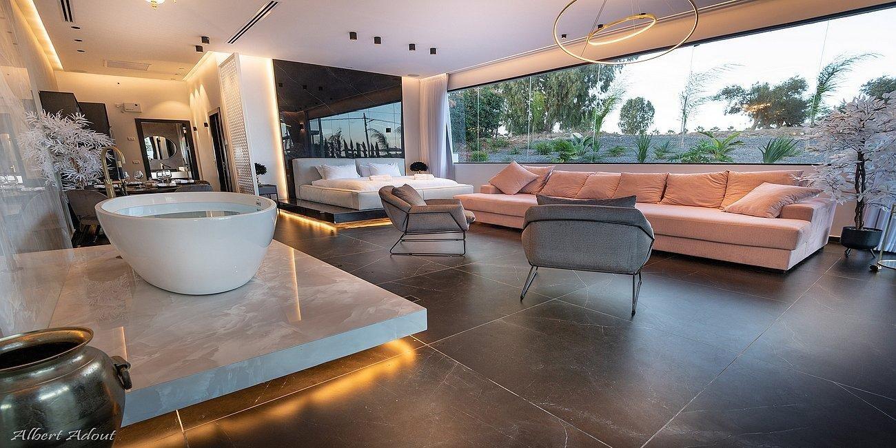 סוויטת אריה - ARIA צפון  4  נופש - וי פור ויקיישן - V for Vacation