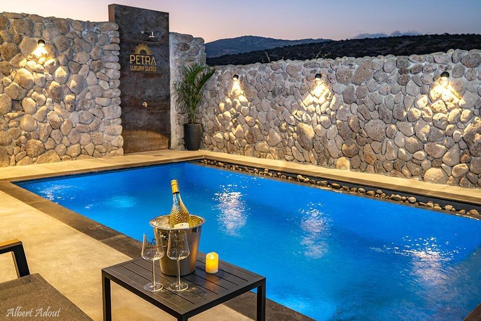 פטרה - סוויטות יוקרה צפון  15  נופש - וי פור ויקיישן - V for Vacation