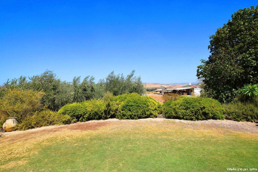 אחוזת קסם במושבה צפון  20  נופש - וי פור ויקיישן - V for Vacation