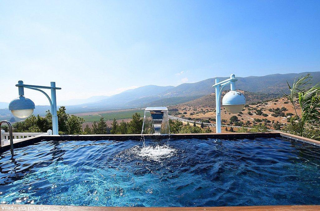 אחוזת קרן שמש צפון  2  נופש - וי פור ויקיישן - V for Vacation