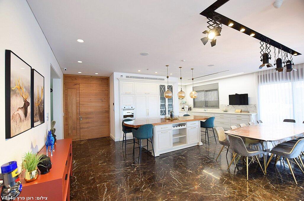 סי וויו פנטהאוז - Sea View Penthouse מרכז  5  נופש - וי פור ויקיישן - V for Vacation