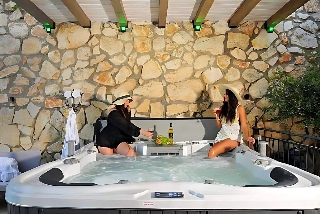 נווה אילה - סוויטות יוקרה צפון  5  נופש - וי פור ויקיישן - V for Vacation