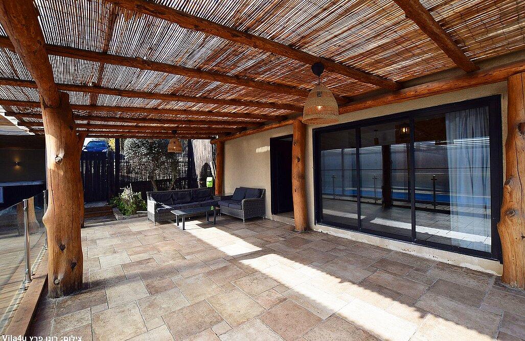 טוקה צימר מרכז  26  נופש - וי פור ויקיישן - V for Vacation