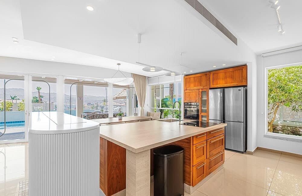 וילה קטלינה דרום  7  נופש - וי פור ויקיישן - V for Vacation