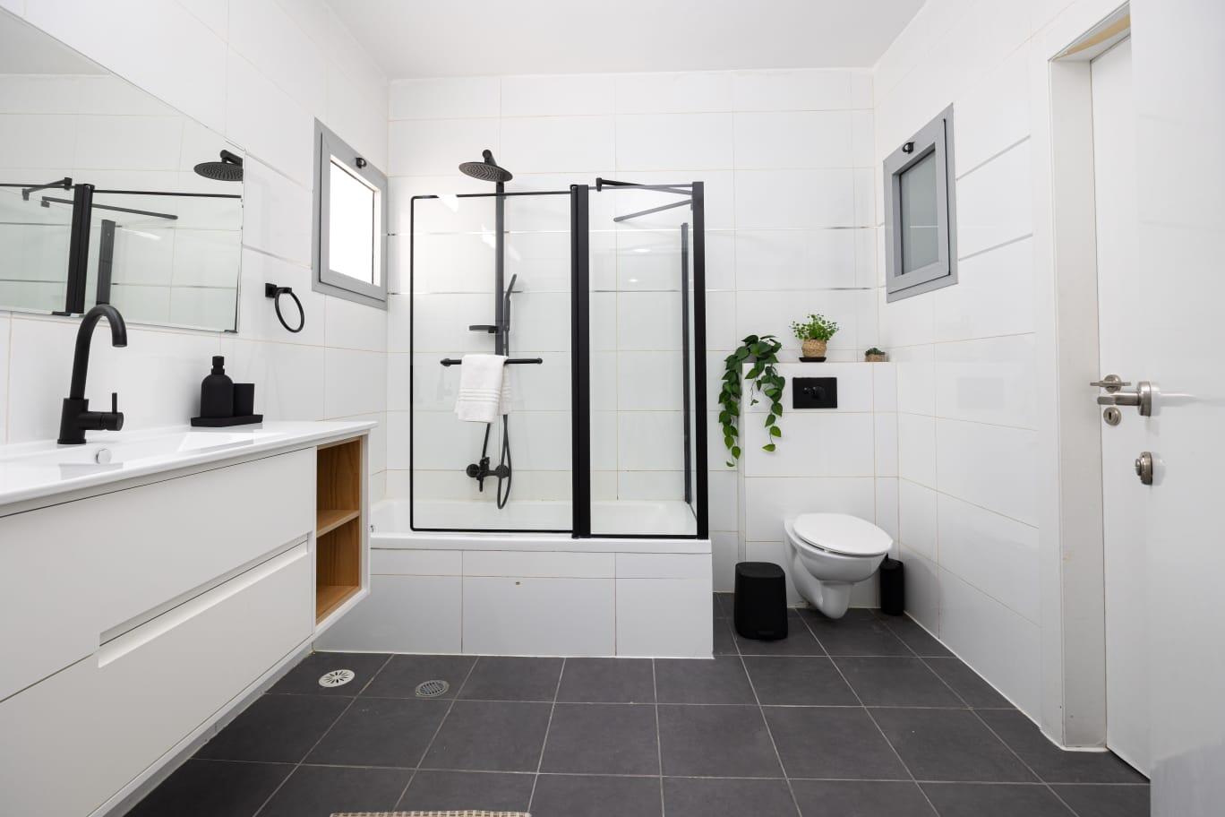 פנטהאוז לומינה - קומה 1 דרום  33  נופש - וי פור ויקיישן - V for Vacation