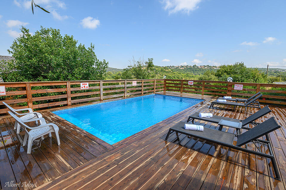 בקתות לב החורש צפון  2  נופש - וי פור ויקיישן - V for Vacation