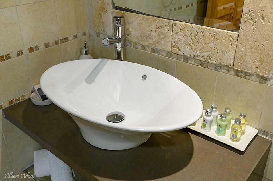 בקתות לב החורש צפון  19  נופש - וי פור ויקיישן - V for Vacation