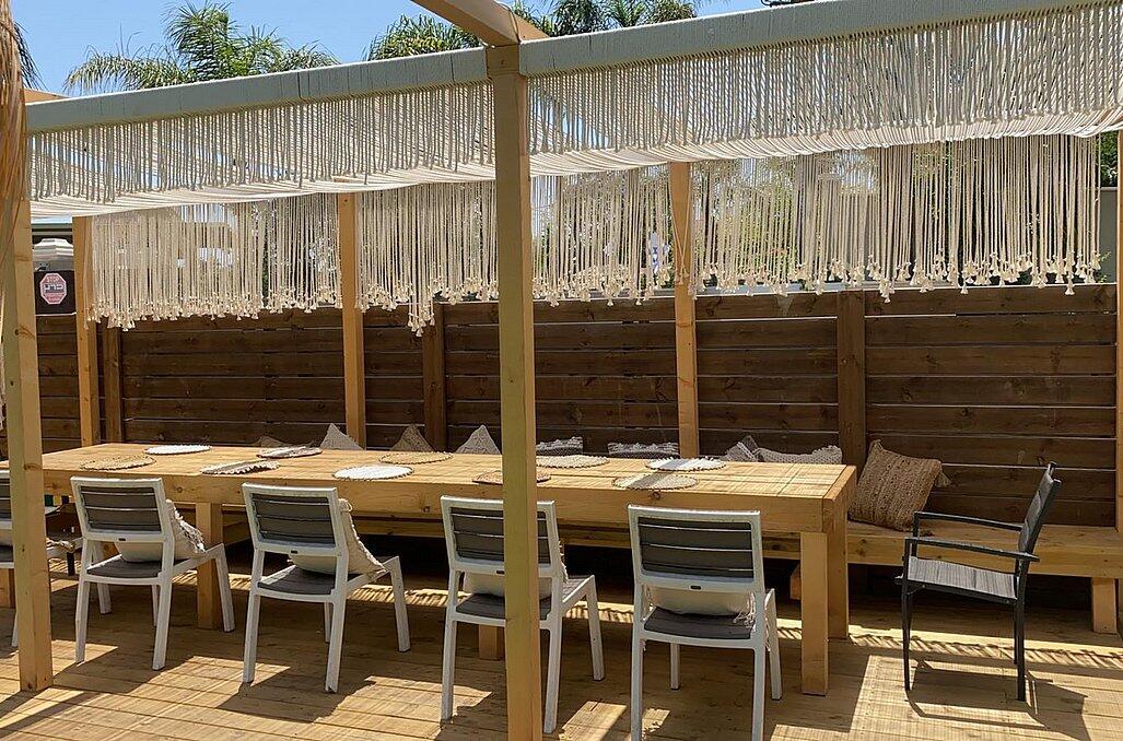 אחוזת הים נתניה מרכז  15  נופש - וי פור ויקיישן - V for Vacation