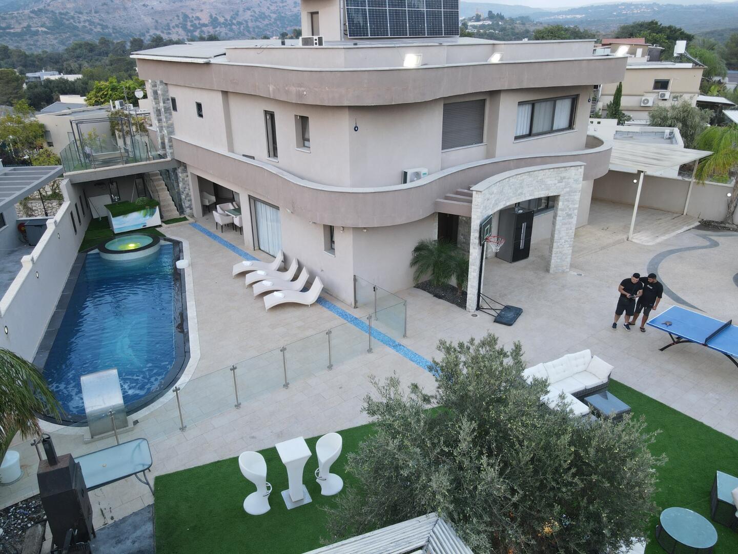 אחוזת אורי בגליל צפון  1  נופש - וי פור ויקיישן - V for Vacation