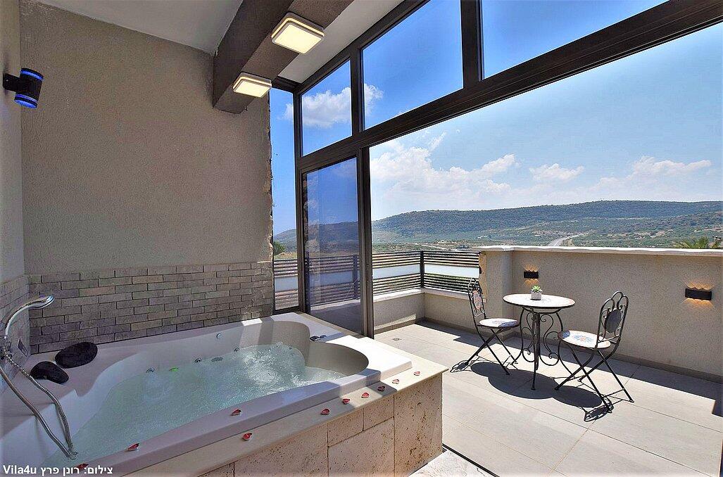 אחוזת האור צפון  5  נופש - וי פור ויקיישן - V for Vacation