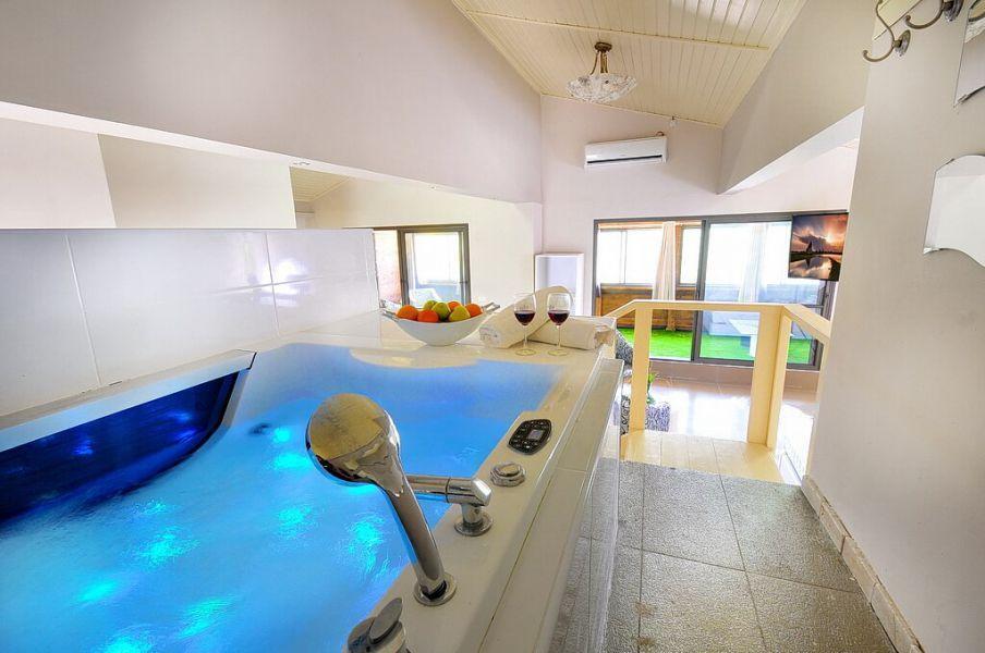 אחוזת כתמר יפרח צפון  14  נופש - וי פור ויקיישן - V for Vacation