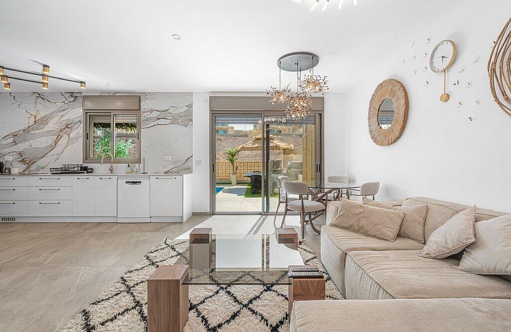 בית של אהבה בלב אילת דרום  4  נופש - וי פור ויקיישן - V for Vacation