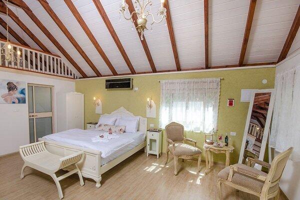 פרובנס בגן צפון  29  נופש - וי פור ויקיישן - V for Vacation