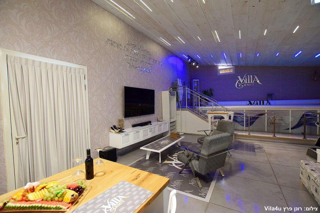 סוויטת סי בוטיק - C Boutique צפון  11  נופש - וי פור ויקיישן - V for Vacation