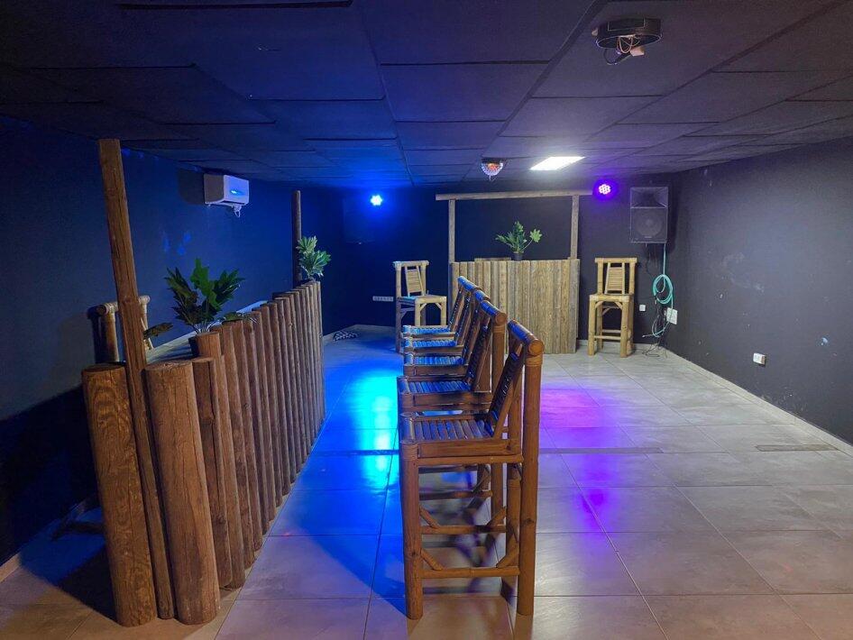 וילה סיישל מרכז  8  נופש - וי פור ויקיישן - V for Vacation