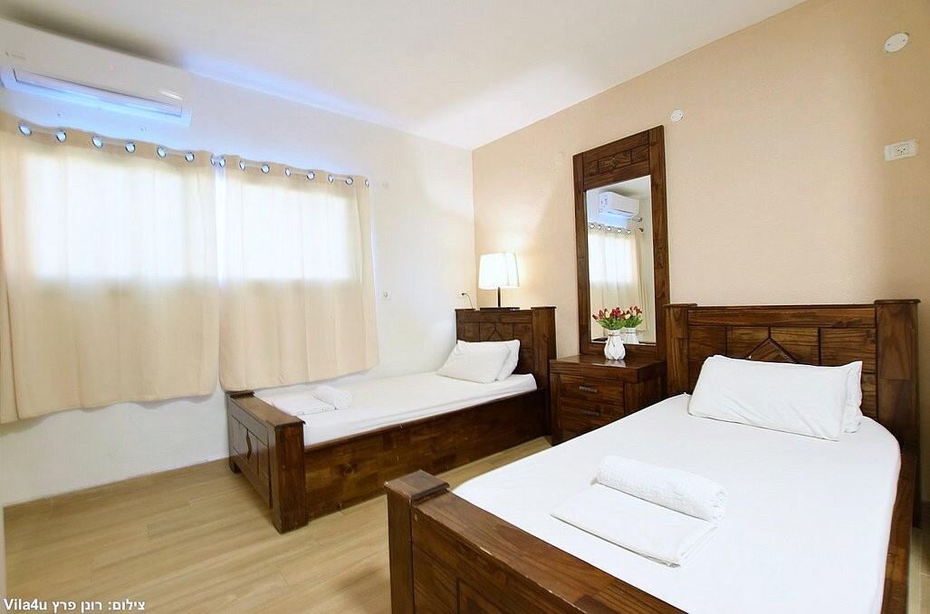 אחוזת הכתר נוף כנרת צפון  17  נופש - וי פור ויקיישן - V for Vacation