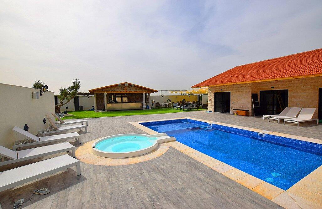 אחוזת רפאלי מרכז  13  נופש - וי פור ויקיישן - V for Vacation